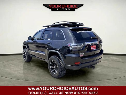 Used 2012 Jeep Grand Cherokee Laredo w/ Laredo E Group AWD/4WD image 9