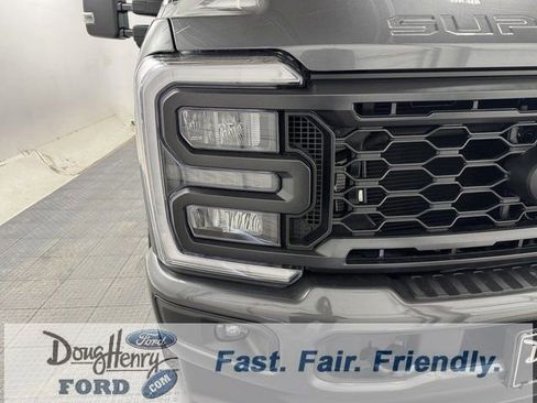 Used 2025 Ford F250 XL w/ STX Appearance Package image 13