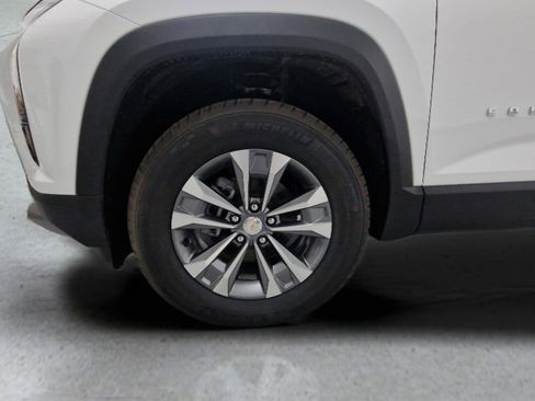 New 2026 Chevrolet Equinox LT w/ Convenience Package II image 31