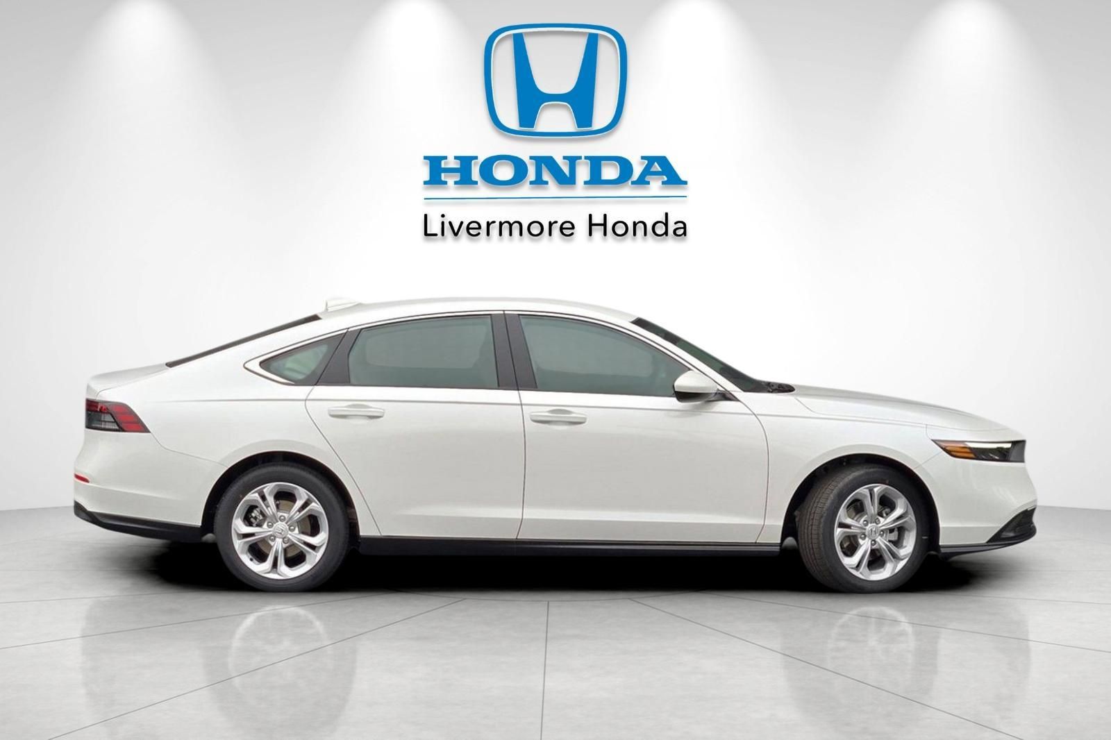 New 2026 Honda Accord LX image 5