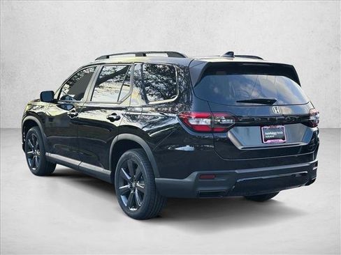 New 2026 Honda Pilot Sport image 4