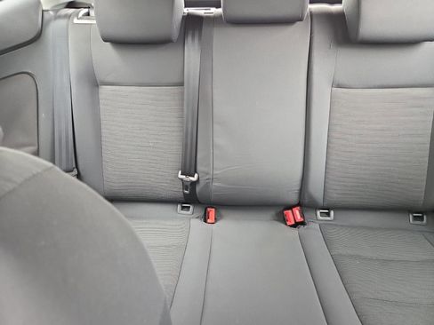 Used 2009 Volkswagen Rabbit S FWD image 27