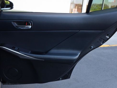 Used 2014 Lexus IS 250 RWD image 24