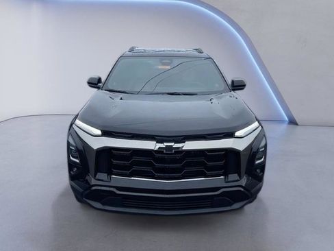 New 2026 Chevrolet Equinox ACTIV w/ Convenience Package III AWD/4WD image 3