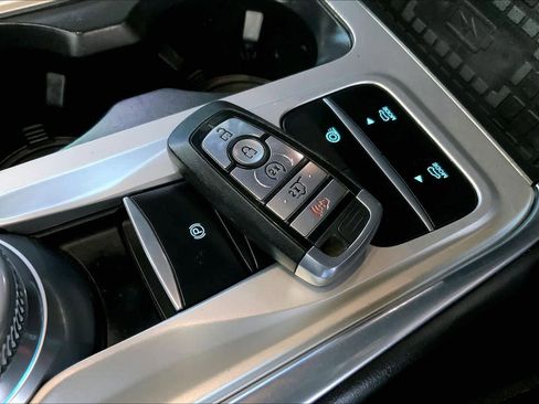 Used 2022 Ford Explorer Limited w/ Equipment Group 301A image 14