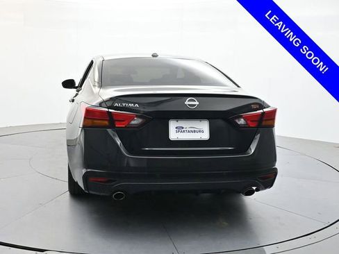 Used 2023 Nissan Altima 2.5 SR FWD image 6