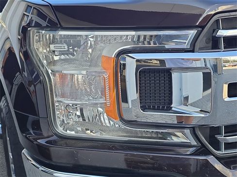 Used 2018 Ford F150 XLT w/ Equipment Group 302A Luxury image 10