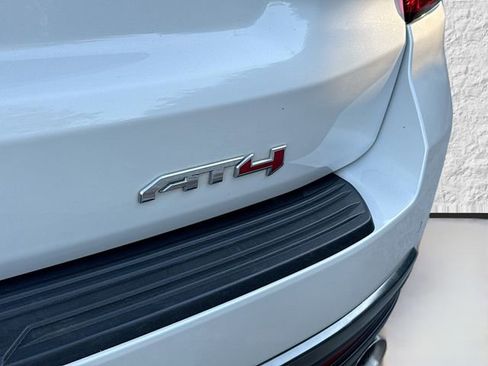 Used 2024 GMC Yukon AT4 w/ Technology Package image 11