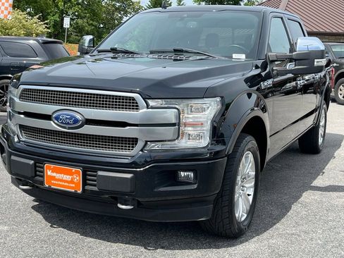 Used 2018 Ford F150 Platinum w/ Equipment Group 701A Luxury AWD/4WD image 3
