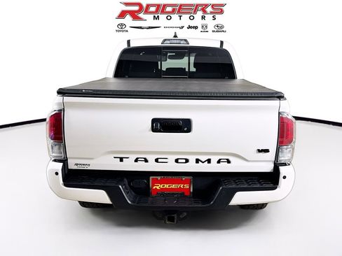 Certified 2023 Toyota Tacoma TRD Off-Road w/ Technology Package AWD/4WD image 12