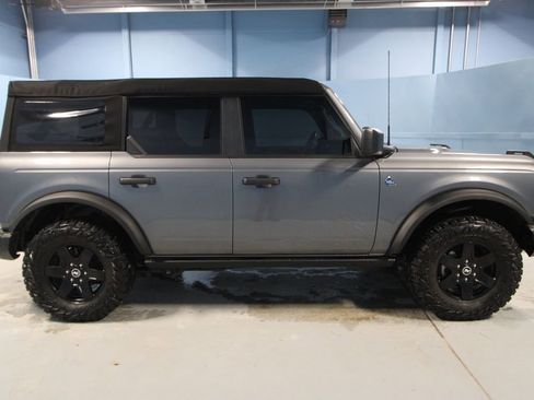 Used 2024 Ford Bronco Black Diamond image 31