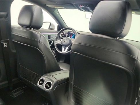 Used 2021 Mercedes-Benz CLA 250 image 28