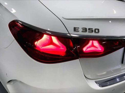 Used 2025 Mercedes-Benz E 350 E 350 image 28