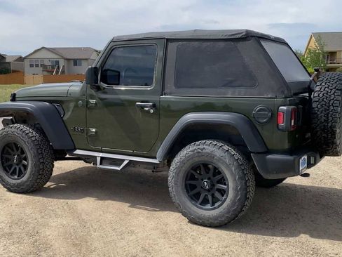 Used 2022 Jeep Wrangler Sport AWD/4WD image 2