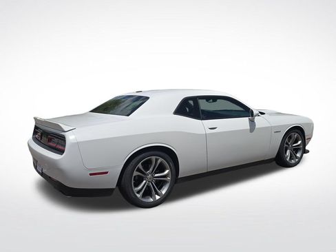 Used 2022 Dodge Challenger R/T RWD image 5