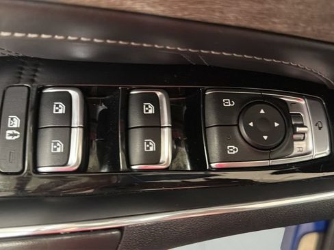 Used 2022 Kia Sorento EX AWD/4WD image 15