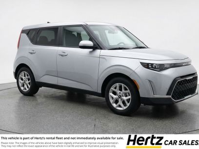 Used 2025 Kia Soul LX w/ LX Technology Package