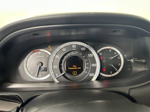 Used 2017 Honda Accord LX image 16