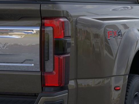 New 2026 Ford F450 Platinum image 21