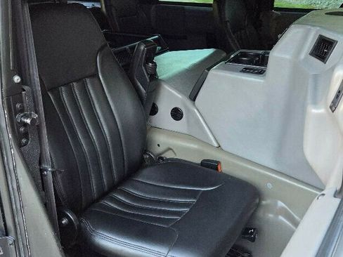 Used 1998 HUMMER H1 4-Door Open Top image 27
