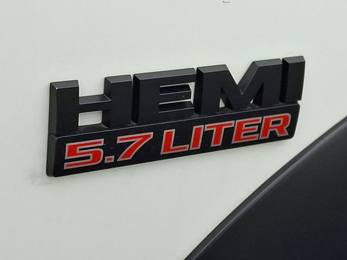 Used 2024 RAM 1500 Classic Warlock image 30