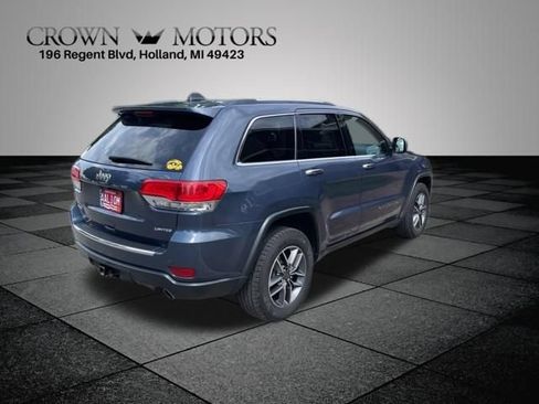 Used 2019 Jeep Grand Cherokee Limited w/ Trailer Tow Group IV AWD/4WD image 3