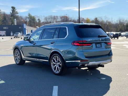 Certified 2024 BMW X7 xDrive40i image 4
