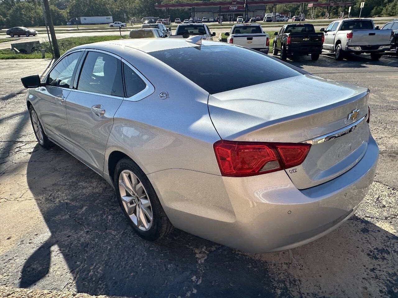 Used 2019 Chevrolet Impala LT w/ LT Convenience Package FWD image 6