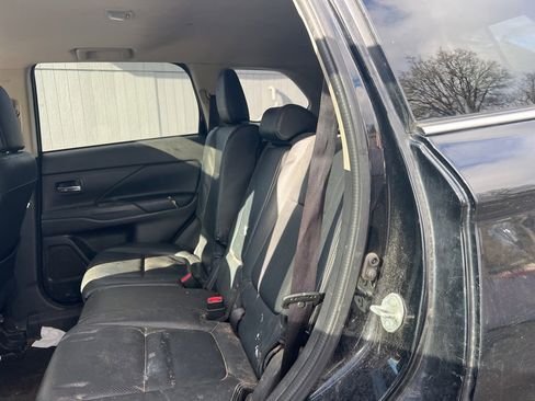 Used 2018 Mitsubishi Outlander GT image 7