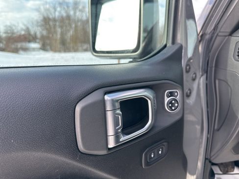 Used 2020 Jeep Gladiator Sport w/ Quick Order Package 24S image 14