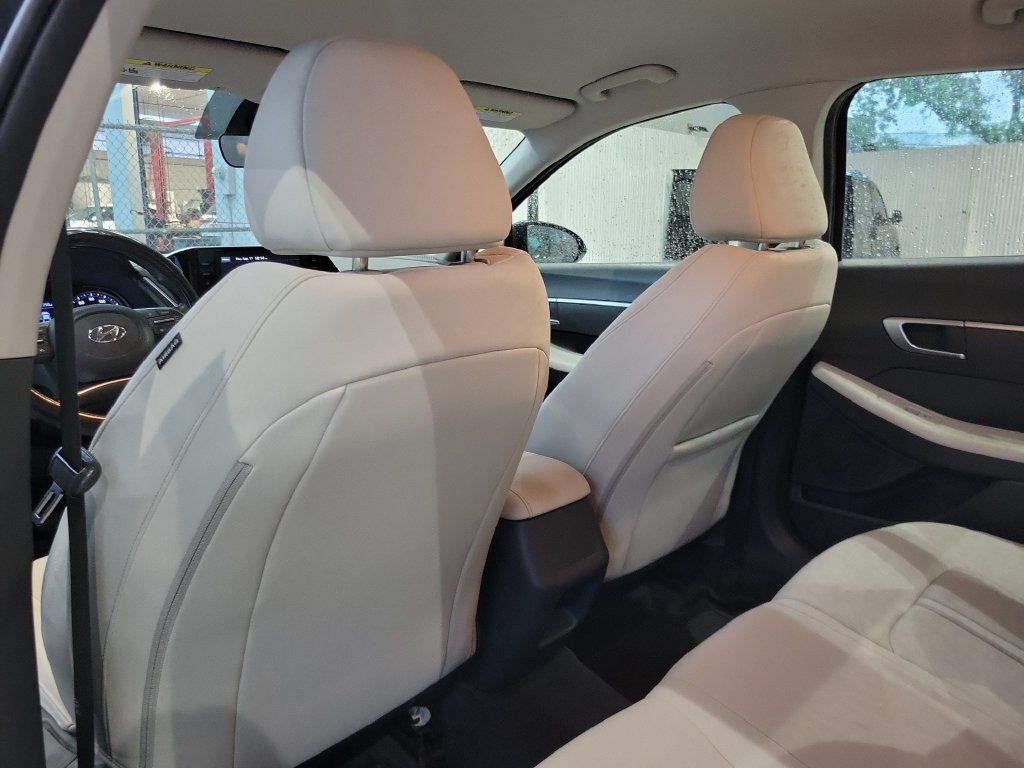 Used 2023 Hyundai Sonata SE FWD image 11