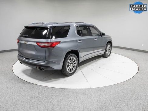 Used 2019 Chevrolet Traverse Premier w/ Driver Confidence II Package image 32