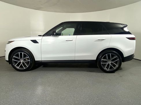 Used 2023 Land Rover Range Rover Sport SE AWD/4WD image 8