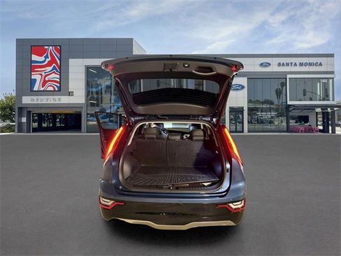 Used 2025 Kia Niro Wave image 17