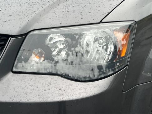 Used 2019 Dodge Grand Caravan GT FWD image 31