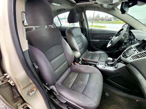 Used 2013 Chevrolet Cruze LT w/ All-Star Edition image 15
