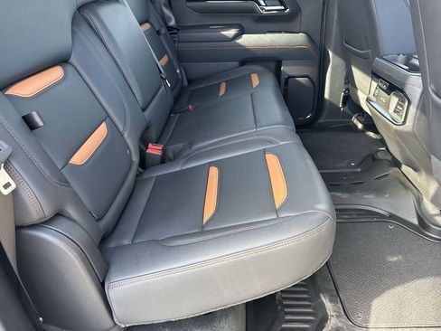 Used 2025 GMC Sierra 1500 AT4 image 27