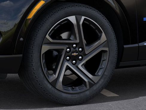 New 2025 Chevrolet Equinox EV LT image 49