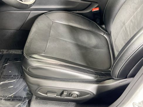 Used 2022 Jeep Grand Cherokee Altitude image 18