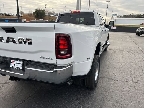 New 2026 RAM 3500 Tradesman image 10