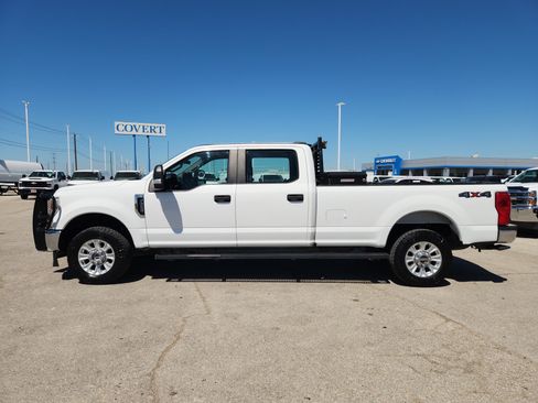 Used 2022 Ford F250 XL w/ STX Appearance Package AWD/4WD image 4