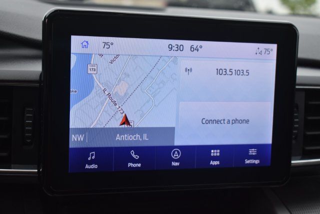 Used 2023 Ford Explorer XLT w/ Equipment Group 202A AWD/4WD image 32