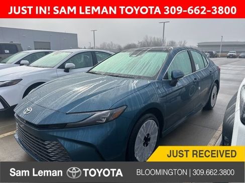 New 2026 Toyota Camry XLE image 1