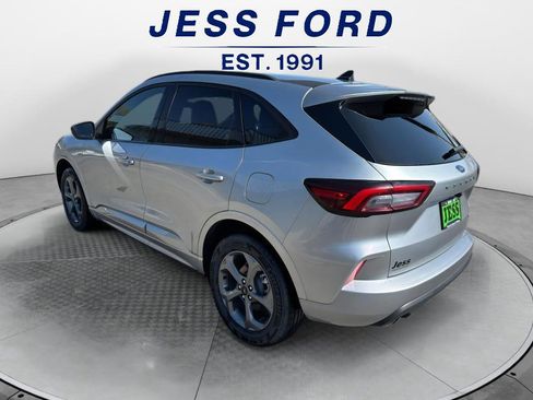Used 2023 Ford Escape ST-Line image 3