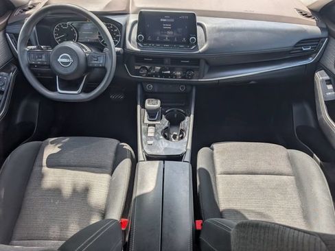 Used 2023 Nissan Rogue SV FWD image 46