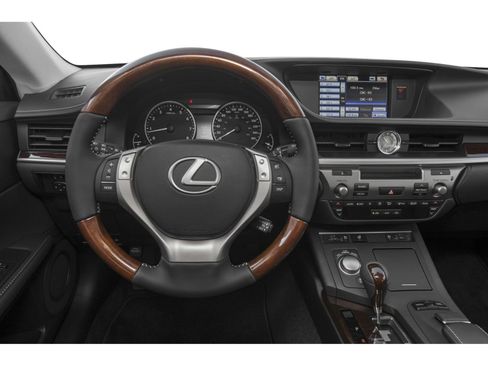 Used 2015 Lexus ES 350 w/ Luxury Package image 3