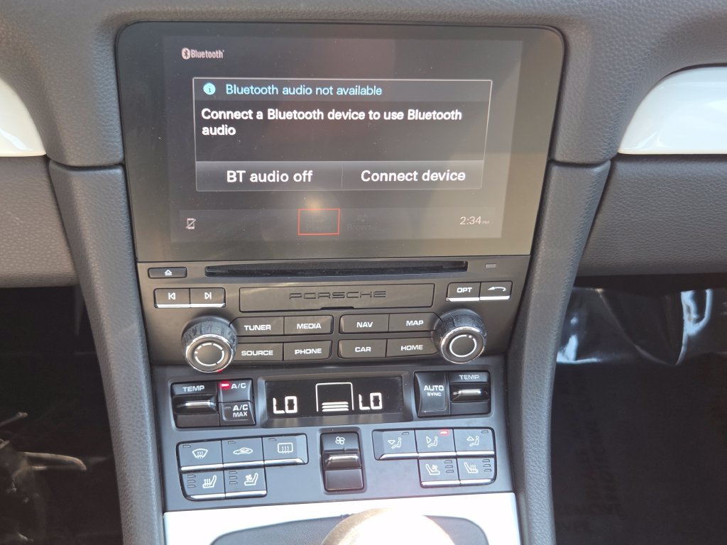 Used 2019 Porsche 718 Boxster RWD image 39