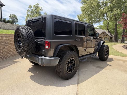 Used 2017 Jeep Wrangler Unlimited Sport w/ Quick Order Package 24S AWD/4WD image 20