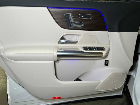 New 2026 Mercedes-Benz GLA 250 GLA 250 image 21