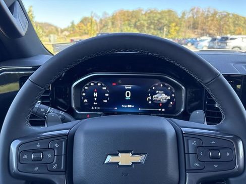 New 2026 Chevrolet Silverado 1500 High Country w/ Technology Package AWD/4WD image 11
